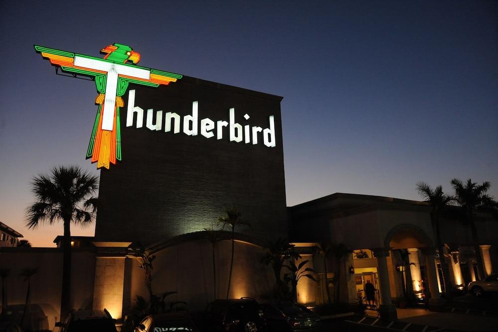 Thunderbird Beach Resort Treasure Island Exterior photo