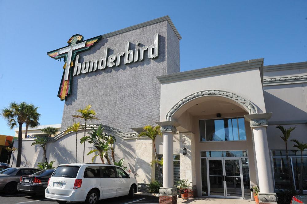 Thunderbird Beach Resort Treasure Island Exterior photo